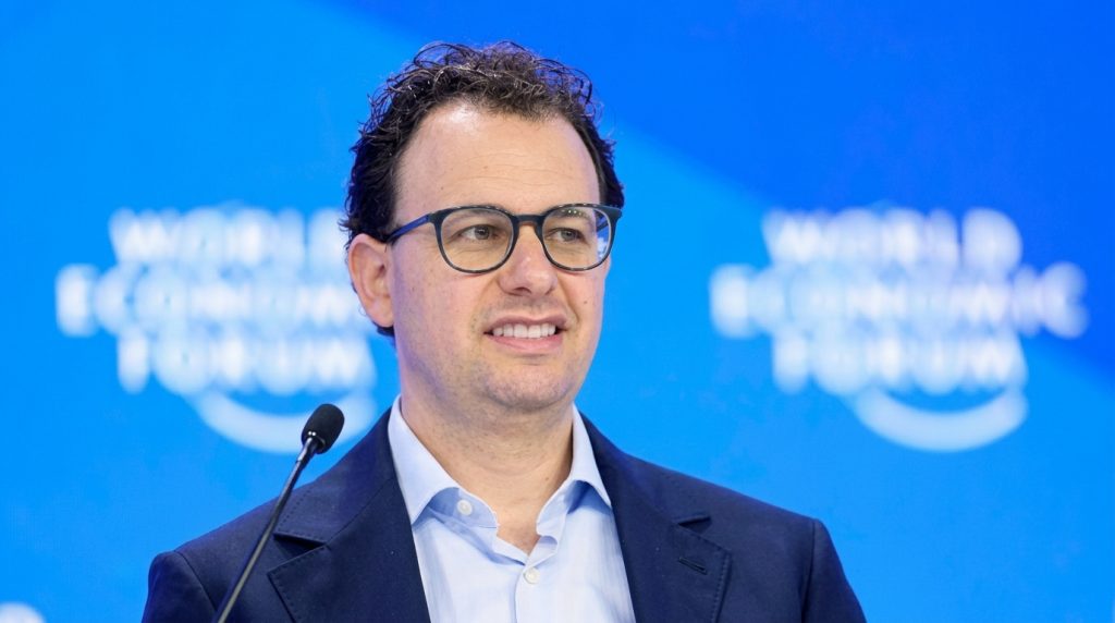 Anthropic Ceo Calls for Ai Slowdown as Trump Pushes Back